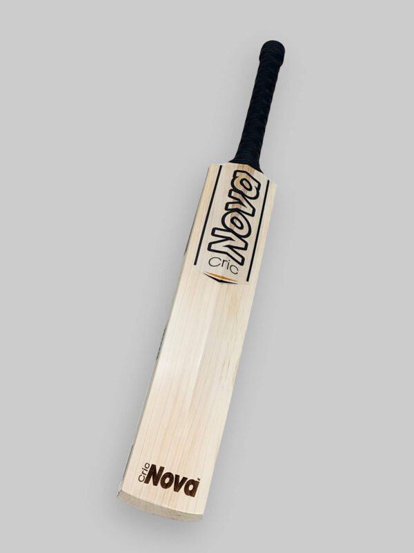 CricNova ALPHA Reserve Edition Cricket Bat